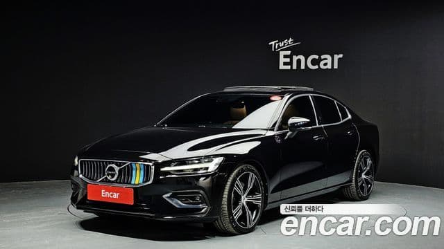 Volvo S60 3세대 B5 Inscription, 2022 1