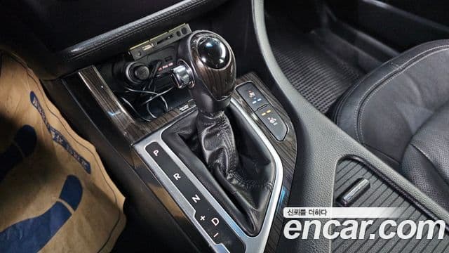 Kia K5 Prestige, 2011 9