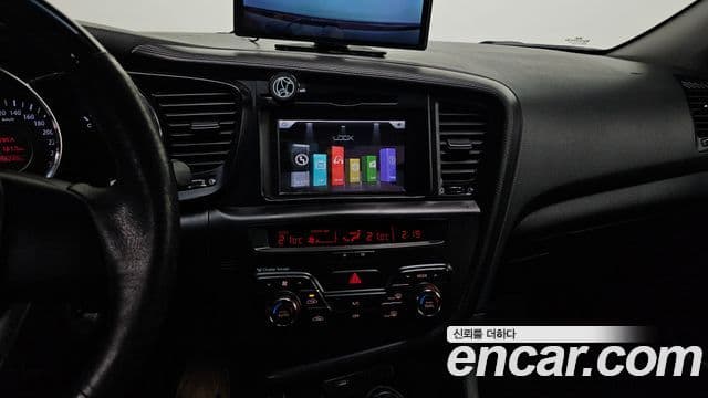 Kia K5 Prestige, 2011 16