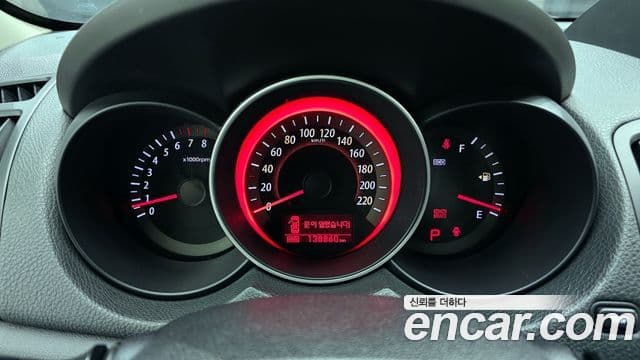 Kia Forte чёрный, 2010 8