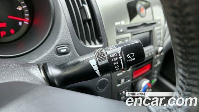 Kia Forte чёрный, 2010 19