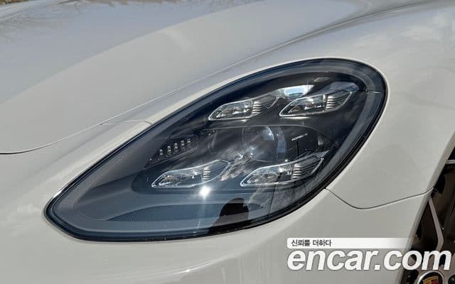 Porsche Panamera (971) 4.0 GTS, 2022 все фото