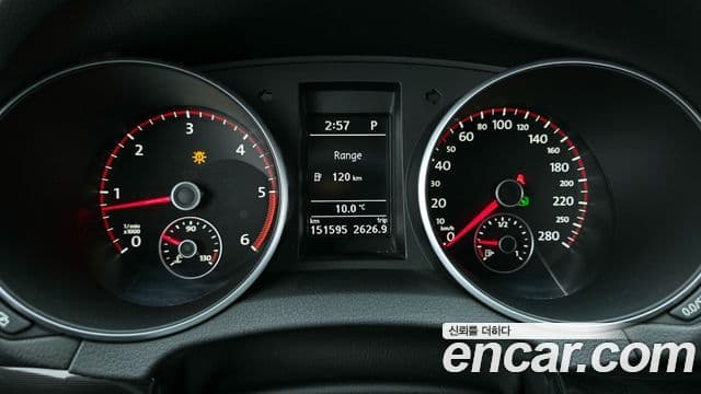 Volkswagen Гольф 6세대 2.0 GTD, 2011 8