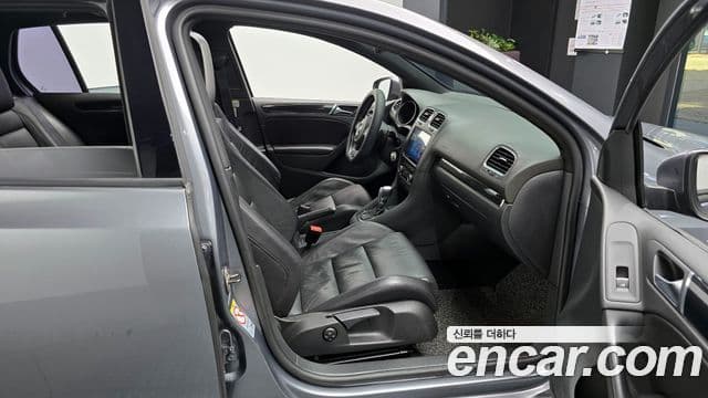 Volkswagen Гольф 6세대 2.0 GTD, 2011 10