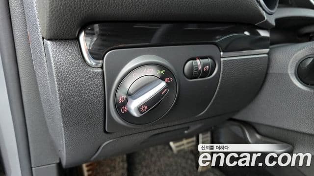 Volkswagen Гольф 6세대 2.0 GTD, 2011 16