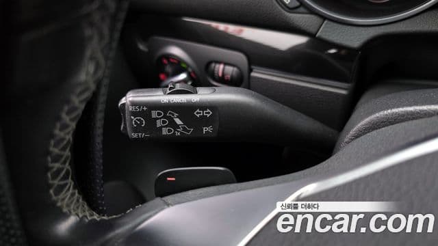 Volkswagen Гольф 6세대 2.0 GTD, 2011 18