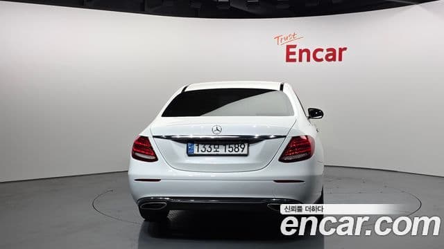 Mercedes-Benz E-класс W213 Avantgarde, 2019 4