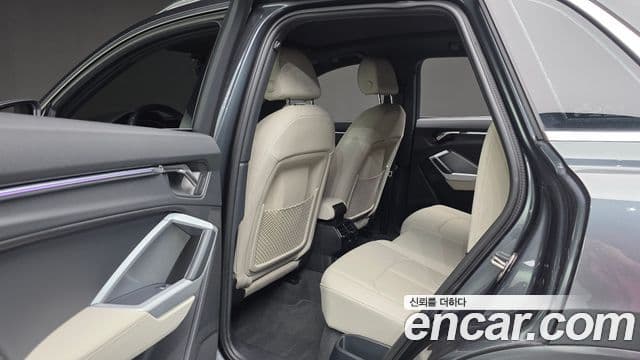 Audi Q3 (F3) Premium, 2023 18