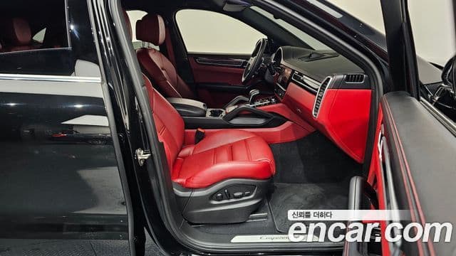 Porsche Cayenne (PO536) 3.0 купе Platinum Edition, 2023 11