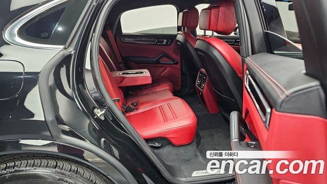 Porsche Cayenne (PO536) 3.0 купе Platinum Edition, 2023 12