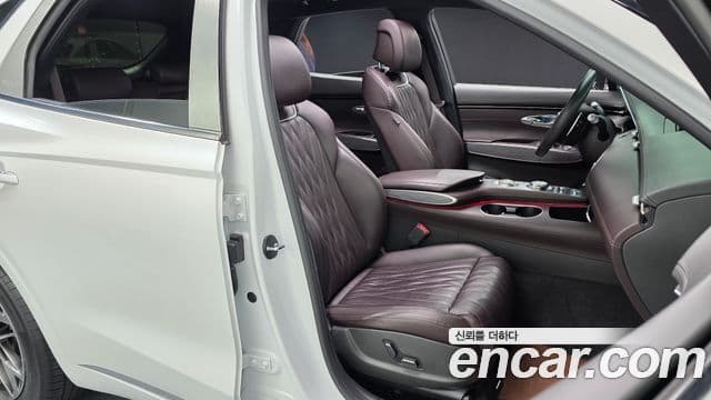 Genesis GV70, 2021 10