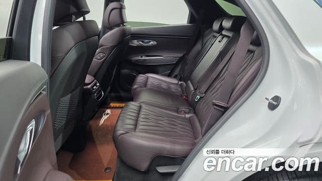 Genesis GV70, 2021 12