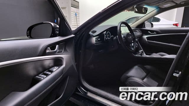 Genesis The / новый New G70 슈팅브레이크, 2023 10