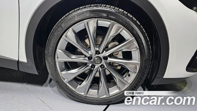 Toyota 크라운 кроссовер, 2025 все фото