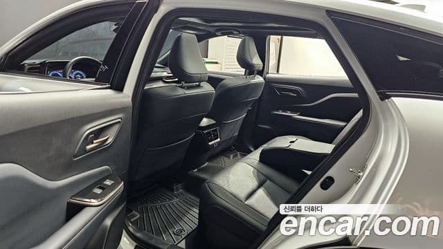 Toyota 크라운 кроссовер, 2025 11