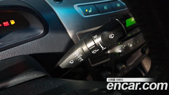 KG모빌리티(SsangYong) Korando 투리스모 2WD GT 11인승, 2014 14