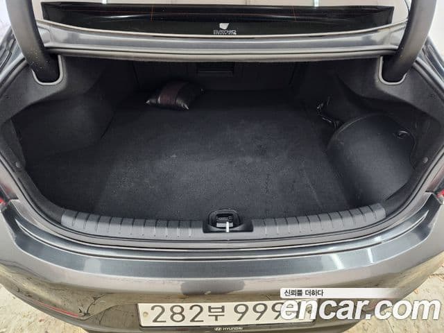 Hyundai The / новый New Grandeur IG гибрид Exclusive, 2019 15