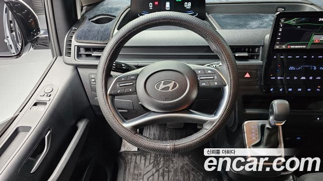 Hyundai Staria Modern, 2025 14