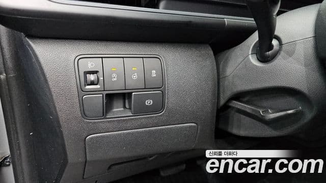 Hyundai Staria Modern, 2025 15