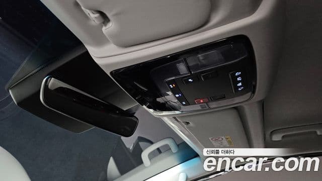 Hyundai Staria Modern, 2025 16