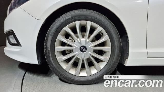 Hyundai LF Sonata 2.0 Smart, 2015 все фото