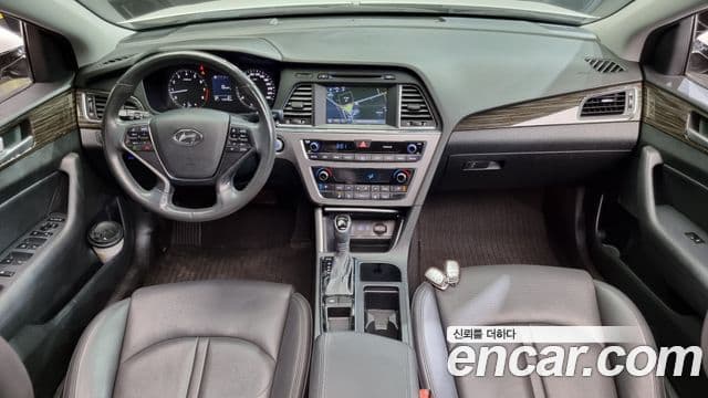 Hyundai LF Sonata 2.0 Smart, 2015 7