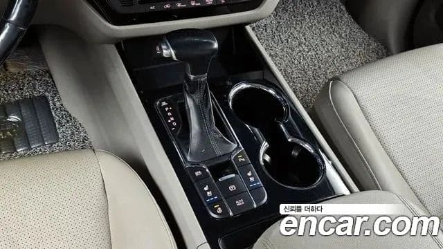 Kia The / новый New Carnival Prestige, 2019 9