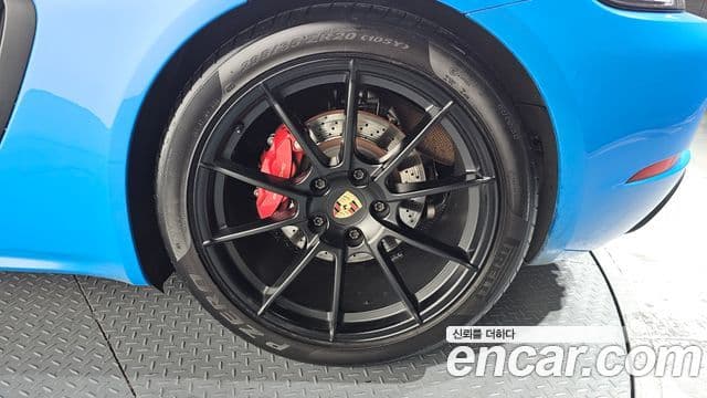 Porsche 718 Boxster 4.0 GTS, 2023 все фото