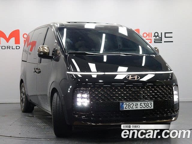 Hyundai Staria Inspiration, 2025 2