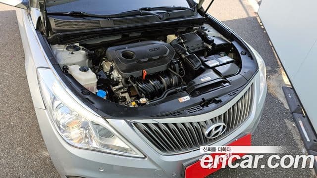 Hyundai Grandeur HG Modern, 2016 6