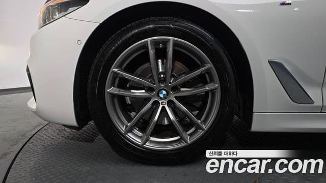 BMW 5시리즈 (G30) 520i M Sport, 2020 все фото