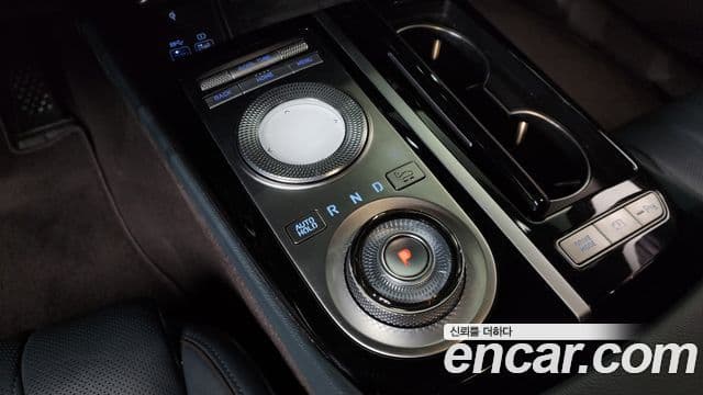 Genesis G80 (RG3) бензин 2.5 турбо AWD, 2021 9