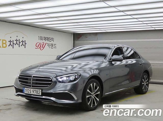 Mercedes-Benz E-класс W213 Exclusive, 2021 1