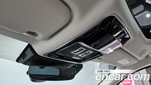 Land Rover Range Rover Velar 3.0 P400 Dynamic HSE, 2025 16