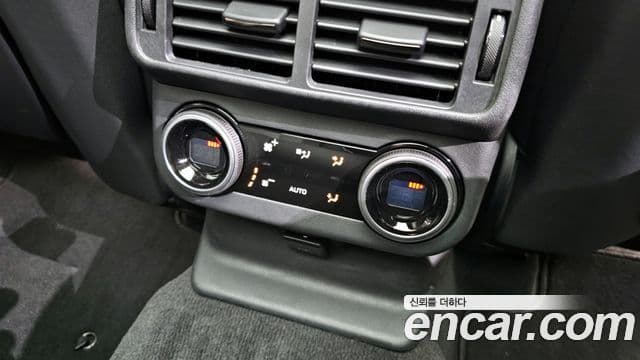 Land Rover Range Rover Velar 3.0 P400 Dynamic HSE, 2025 17