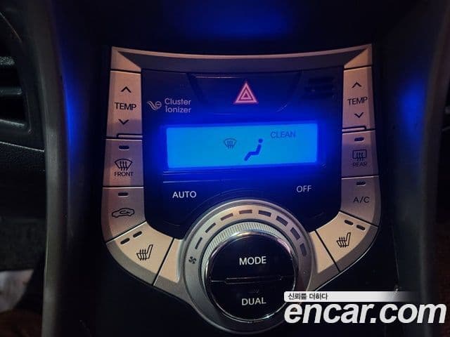 Hyundai Avante MD Luxury, 2011 11