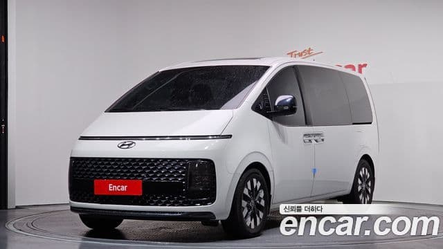 Hyundai Staria Inspiration, 2022 1