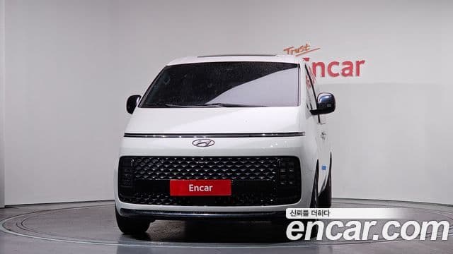 Hyundai Staria Inspiration, 2022 3