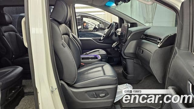 Hyundai Staria Inspiration, 2022 11