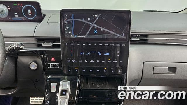 Hyundai Staria Inspiration, 2022 14