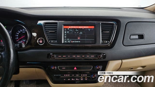 Kia The / новый New Carnival Special, 2019 15