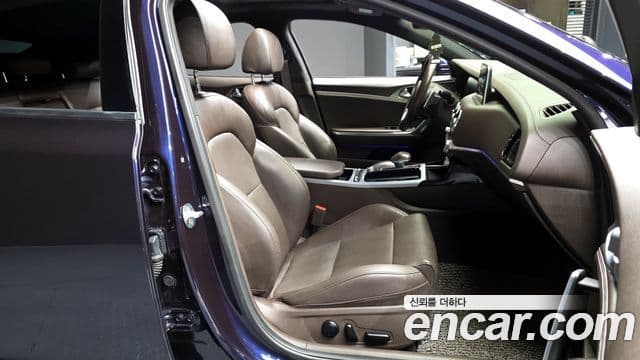 Kia 스팅어 Platinum, 2020 11