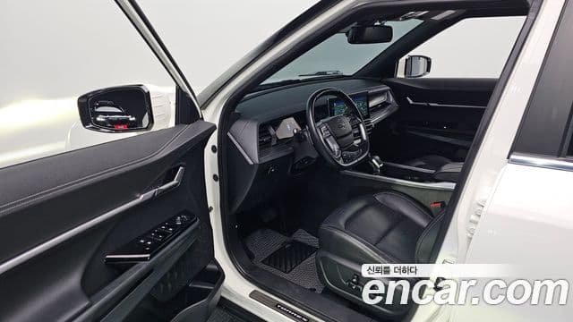 KG모빌리티(SsangYong) Torres T7, 2023 11