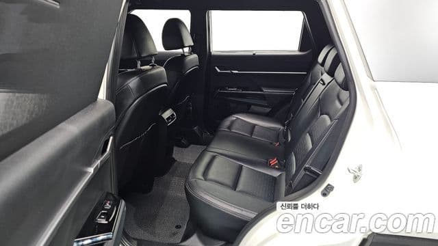 KG모빌리티(SsangYong) Torres T7, 2023 17