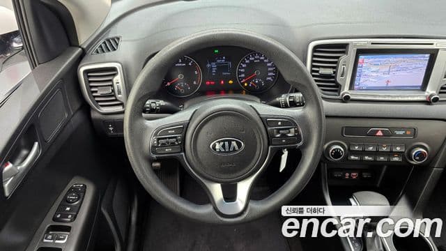 Kia Sportage 4세대 дизель 2.0 4WD Trendy, 2017 14
