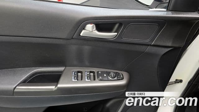 Kia Sportage 4세대 дизель 2.0 4WD Trendy, 2017 18