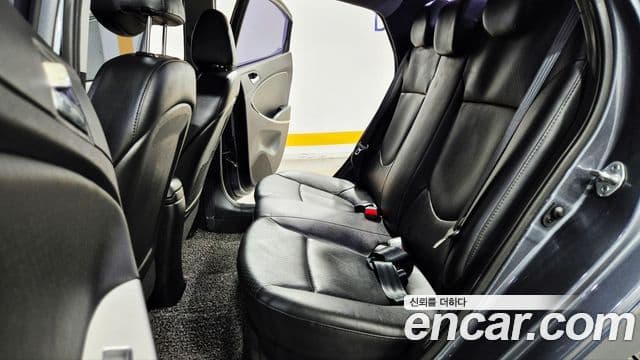 Hyundai Accent(новый кузов / новое поколение) Premier, 2013 13