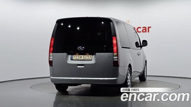 Hyundai Staria 4WD 휠체어리프트/슬로프, 2022 4