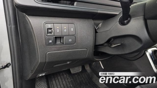 Hyundai Staria 4WD 휠체어리프트/슬로프, 2022 17