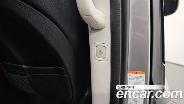 Hyundai Staria 4WD 휠체어리프트/슬로프, 2022 18